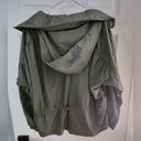 Calia by Carrie NWOT  Underwood Anywhere Woven Ruched Jacket Olive Thyme Small Photo 5