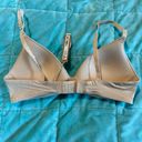 SKIMS Wireless Form Lightly Lines Bra Photo 2