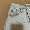 Levi’s 501 Shorts Photo 1