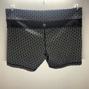 Lululemon  Athletica Groove Short R - TGRX/BLK - Size Small Women’s Biker Shorts Photo 0