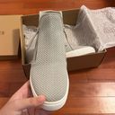 Steve Madden NWT  Grey Shoes Photo 2