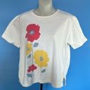 Cathy Daniels  White Flower Short Sleeve T-Shirt Size Medium Photo 0