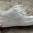 Nike  air force 1 sneakers size 5.5 boys or 7 womens Photo 5