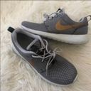 Nike GUC  grey/gold Roshe One  ~ size 8.5 Photo 1