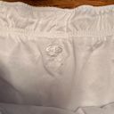 Athletic Works  white shorts XL Photo 1