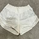 Lululemon Hotty Hot Short 2.5” Photo 0