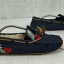 SO  Women's Embroidered Rose Denim Moccasin Slippers Size XL Photo 4