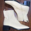 Everlane  The City Square Ankle Boots in Cream Leather 6 New Womens Booties Photo 6