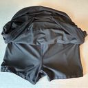 Athleta  dark gray “Swagger” tiered ruffle skort size Large Photo 4