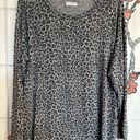 Grayson Threads Lighter Weight Leopard 🐆 or Cheetah 🐆 Sweater, Very Good Condition Photo 4