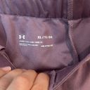 Under Armour Lightly used under armor heat gear loose fit short size extra large Photo 2