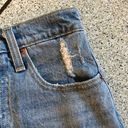 Levi's Levi’s Ribcage Short in Light Wash Denim Jeans Size 24 Waist Distressed Photo 6