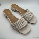 Cushionaire  Women's Nino Strappy Slide Sandals Size 7.5 Photo 0