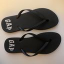 Gap Black  Flip Flops Photo 0