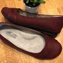 Cliffs  by White Mountain shoes Flats Comfort Women’s Size 6 Faux Suede Photo 2