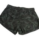 Colosseum  Active Women's Simone Cotton Camo Simone Short Size S Photo 12