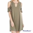 Jessica Simpson  short sleeve cold shoulder dress Photo 1