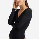 Everlane  The Long-Sleeve V-Neck Bodysuit in Black S Photo 0