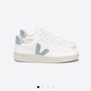 VEJA NIB Size 6  V-12 Leather Sneakers Photo 0