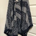 Loft Wool & alpaca poncho/shawl Photo 0