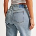 Abercrombie & Fitch  Curve Love Low Rise Straight Jean Photo 4