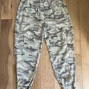 American Eagle  Camo Jogger Size Medium Photo 0