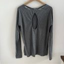 Under Armour  Gray Long Sleeve Loose Heatgear Open Back Strappy Stretch Large Photo 2