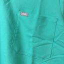 FIGS  Size Large Scrub Top Photo 1