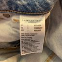 American Eagle  jeans size 2 faded denim Mom jean Strigid Photo 3