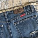 Wrangler Vintage Distressed Jean Shorts Photo 4