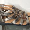 Comfort view beaded silver sandals size 8 Photo 4