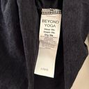 Beyond Yoga Featherweight Moving On Cropped Pullover Size Large Darkest Night Photo 3