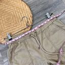 L.L.Bean  signature linen khaki shorts Photo 4