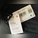 Lululemon NWT  Women’s Cable Knit Pom Beanie Black Photo 7