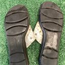 Baretraps  Babble white leather flip flop sandals size 9.5 Photo 4