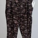 Athleta  Camo Farallon Jogger Pants NWT! Sz 26 Photo 0