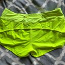 Lululemon Hotty Hot Short 2.5” Photo 2