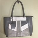 Guess  Women’s  Large Sized Tote with top handles EUC ( Flaw) Photo 1