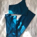 Set Active Leggings & Matching One Shoulder Bra Photo 0