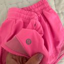 Lululemon Hotty Hot Short 2.5” Photo 2