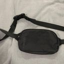 Lululemon Mini Belt Bag Photo 1