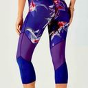 Fabletics Brogan Shimmer Capri Photo 0