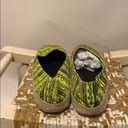 Nomad NWOT  Lime Neon Print Flats Sz 7 Photo 3