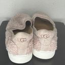 UGG  Fuzzy Shoes Photo 3