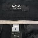 Apt. 9  ESSENTIALS BLACK STRETCH SHORTS SIZE 6 Photo 2