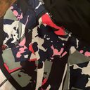 Lululemon floral lulu speed ups 2.5 inch size 4 Photo 3