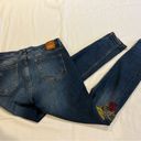 ZARA   Basic Z1975 Jeans Blue Floral Embroidered Distressed 5 Pocket Size 6 Photo 2