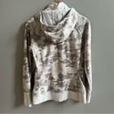 Athleta  Triumph Printed Hoodie in Grey Gypsum Camo Size Large Photo 6