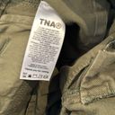 TNA cargo pants. 100% cotton. Color Photo 6