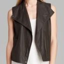 Vince  WOMANS LAMBSKIN OLIVE GREEN ZIP UP VEST WITH POCKETS LINED SIZE SMALL Photo 0